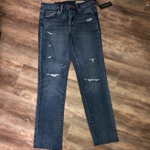 NWT! Blank NYC High Rise The Madison Crop Jean 26